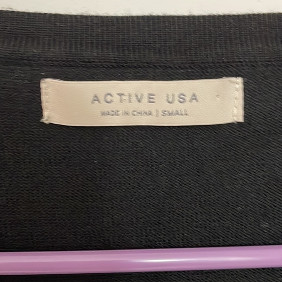 Active USA Black Cardigan Size Small - Picture 3 of 3
